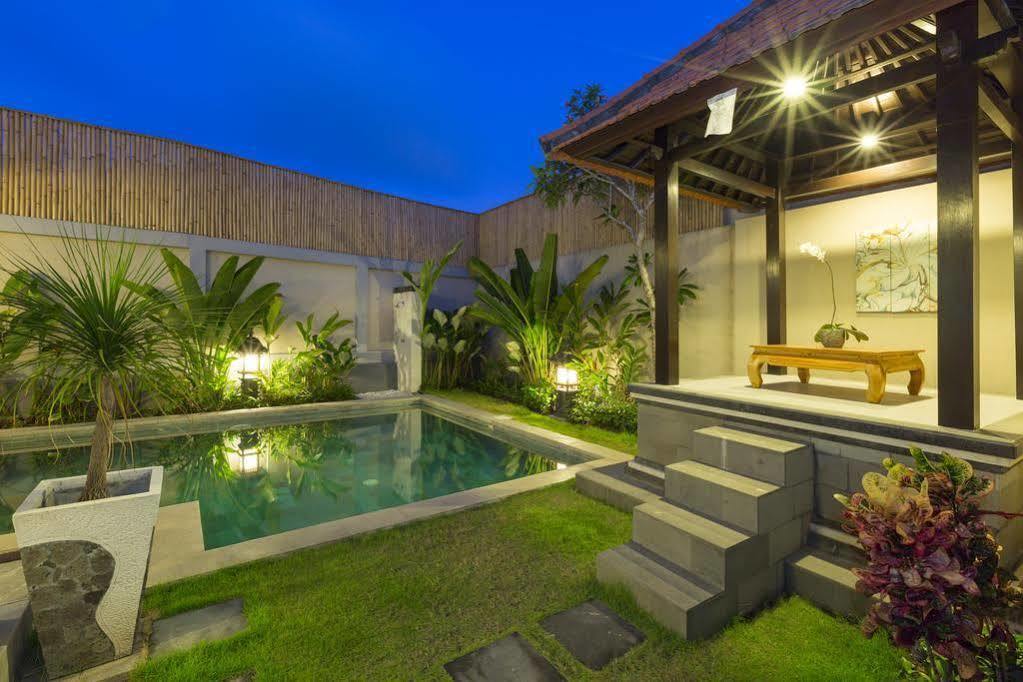 Kubal Villa Seminyak Exterior foto